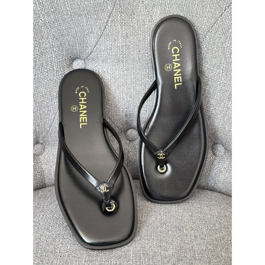 CH FLIP FLOPS